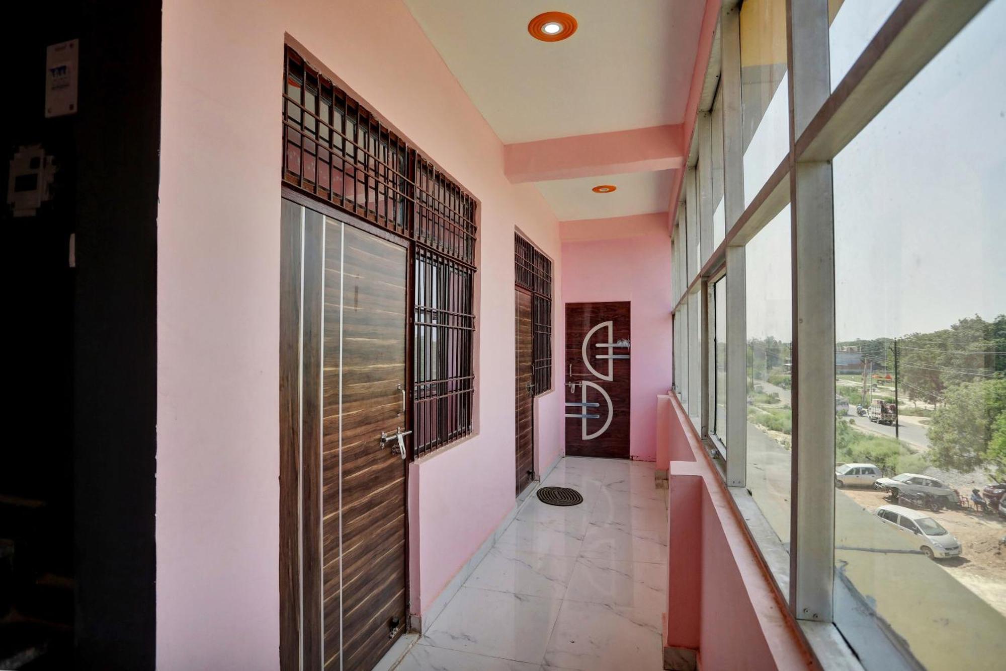 Hotel O Amantran Kánpur Kültér fotó
